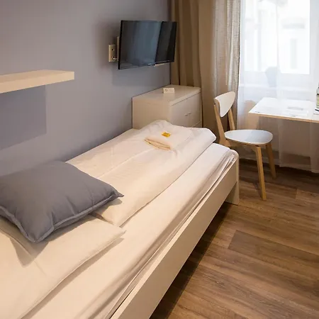 Koehn51, Stilvoll & Eigene Teekueche Nürnberg