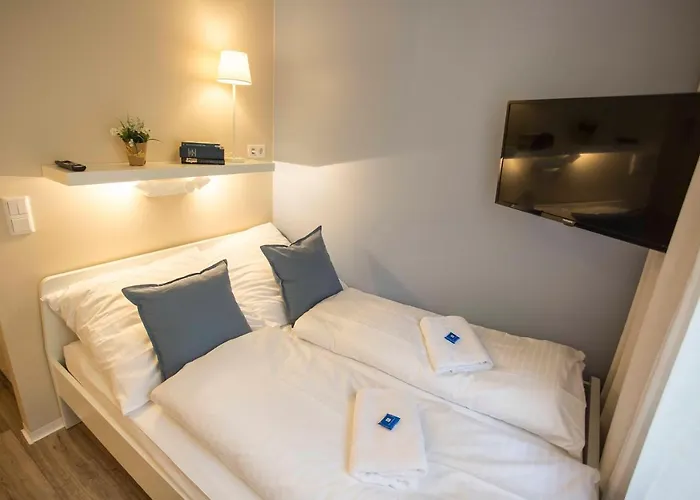 Konukevi Guesthouse Koehn51, Stilvoll & Eigene Teekueche Nürnberg