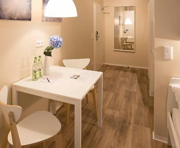 Guesthouse Koehn51, Stilvoll & Eigene Teekueche Konukevi 3*