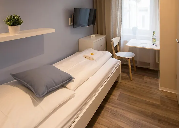 Guesthouse Koehn51, Stilvoll & Eigene Teekueche Nürnberg