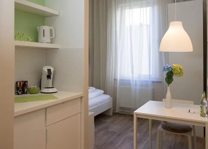 Guesthouse Koehn51, Stilvoll & Eigene Teekueche Konukevi Nürnberg