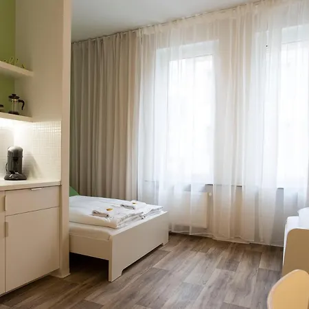 Gasthof Köhn51, Zentral Gelegene, Stilvoll Eingerichtete Mit Eigener Teeküche 3*